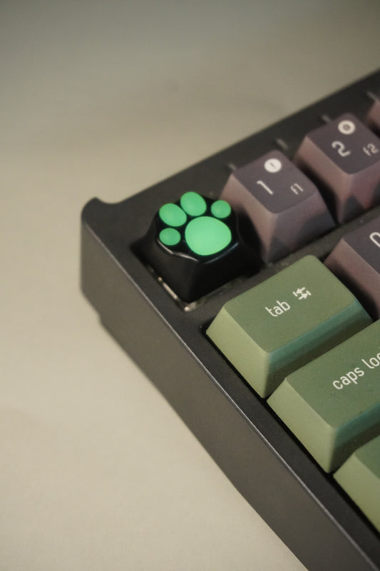 ALUMINUM & SILICONE FLUORESCENT KITTY PAW ARTISAN KEYCAP